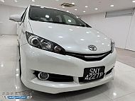Toyota Wish 1.8 CVT Elegance 2016 White Push Start